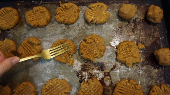 almond peanut butter cookies. kitchenblend,